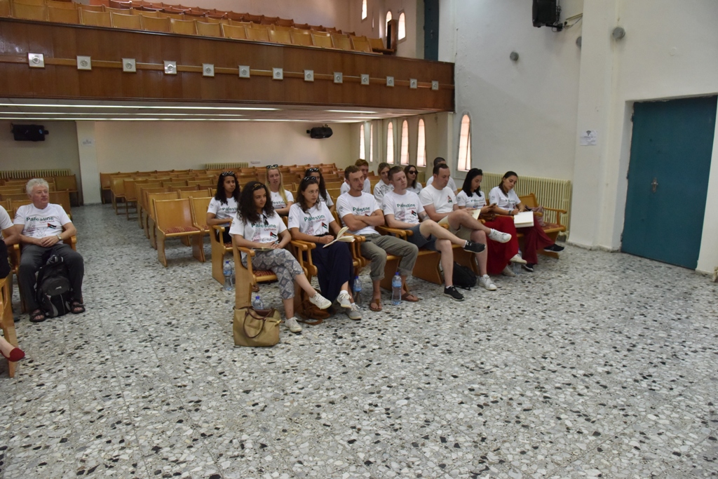 سلمان يتحدث عن تحديات بيت لحم أمام وفد المخيم الصيفي 16 للتضامن مع الشعب الفلسطيني