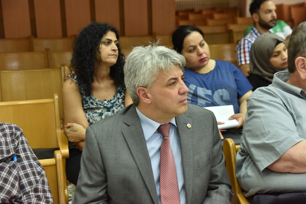 لقاء في بلدية بيت لحم ضم مؤسسات المدينة بهدف عرض البرنامج الأولي لإحتفالات أعياد الميلاد المجيدة وبحث سبل التعاون المشترك