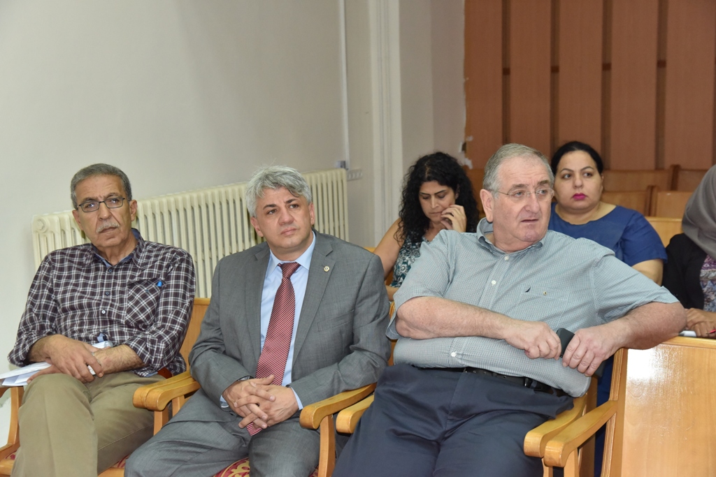 لقاء في بلدية بيت لحم ضم مؤسسات المدينة بهدف عرض البرنامج الأولي لإحتفالات أعياد الميلاد المجيدة وبحث سبل التعاون المشترك