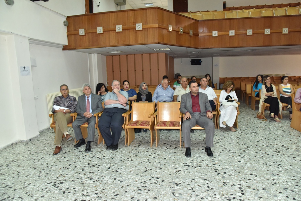 لقاء في بلدية بيت لحم ضم مؤسسات المدينة بهدف عرض البرنامج الأولي لإحتفالات أعياد الميلاد المجيدة وبحث سبل التعاون المشترك