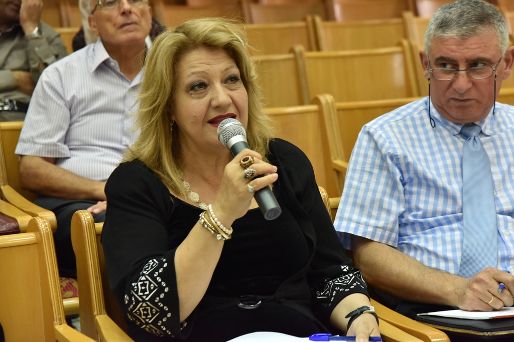 لقاء في بلدية بيت لحم ضم مؤسسات المدينة بهدف عرض البرنامج الأولي لإحتفالات أعياد الميلاد المجيدة وبحث سبل التعاون المشترك