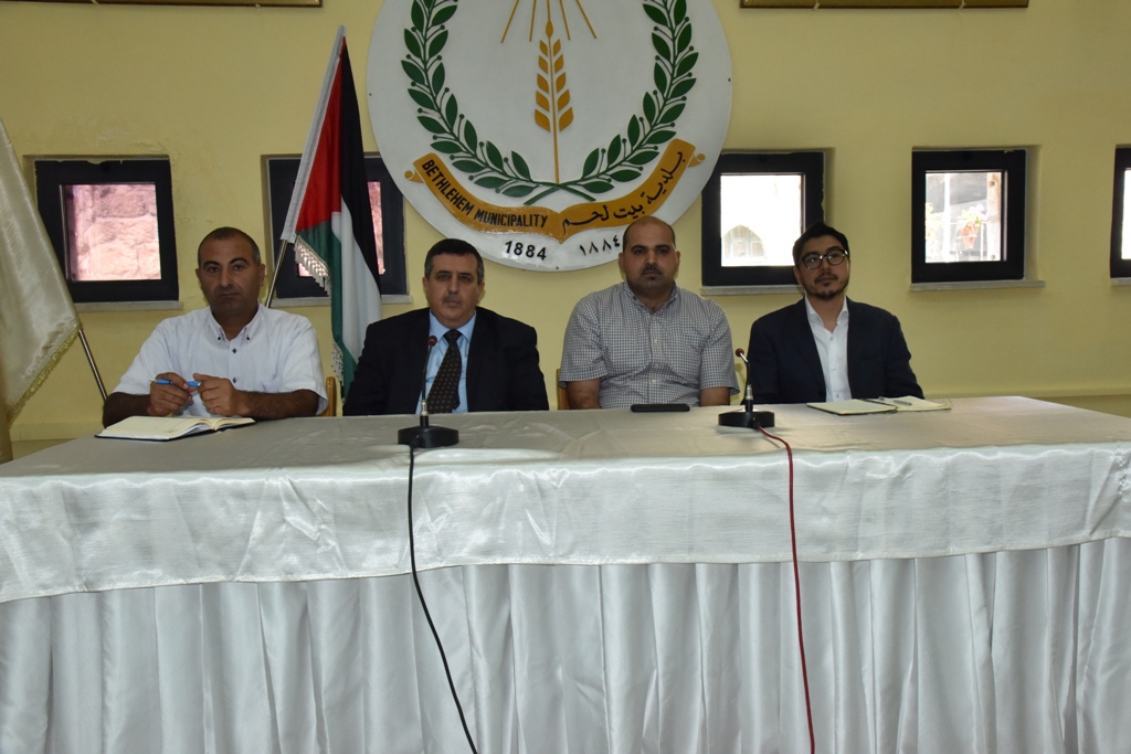 ورشة عمل في بلدية بيت لحم مع صناع القرار والجهات المسؤولة عن ادارة وتنفيذ المشاريع المقترحة لإعادة إحياء شارع النجمة