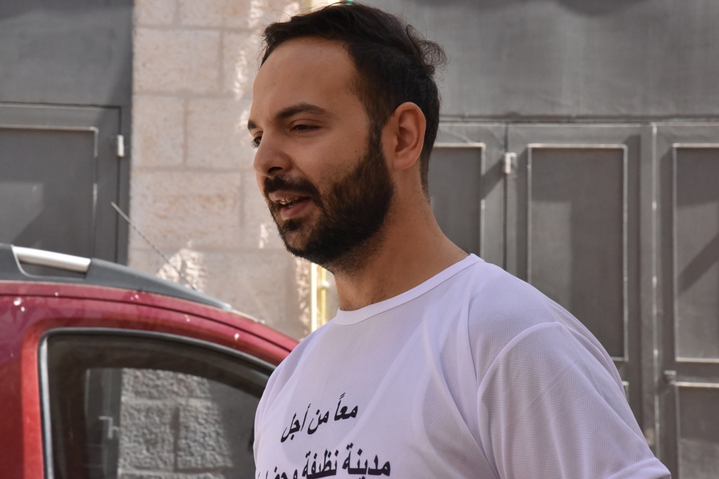 حملة تطوعية لتنظيف الأماكن السياحية والأثرية في بيت لحم تحت عنوان  (معا من أجل مدينة نظيفة وحضارية) 