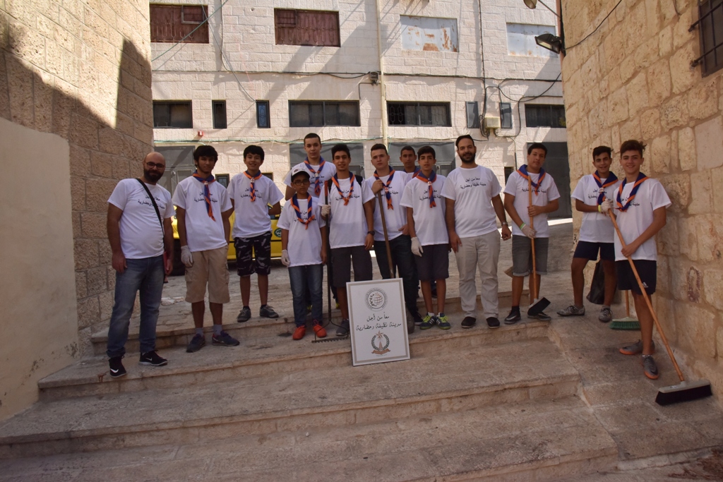 حملة تطوعية لتنظيف الأماكن السياحية والأثرية في بيت لحم تحت عنوان  (معا من أجل مدينة نظيفة وحضارية) 