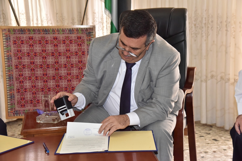  رئيس بلدية بيت لحم ومدير عام البعثة البابوية يوقعان على اتفاقية دعم لحديقة ماري دوتي للأطفال