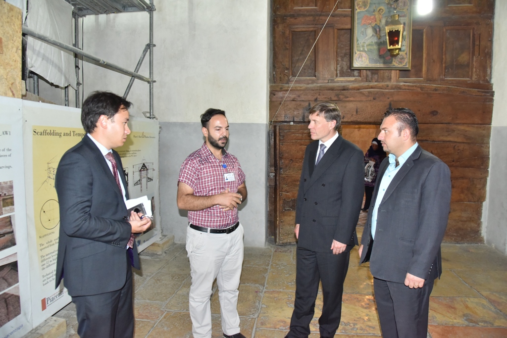 سلمان يستقبل القنصل البريطاني العام الجديد في القدس 