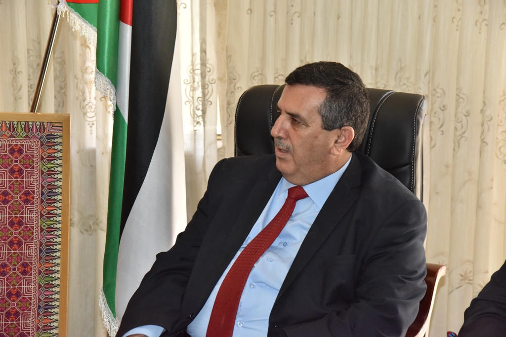 سلمان يستقبل القنصل البريطاني العام الجديد في القدس 