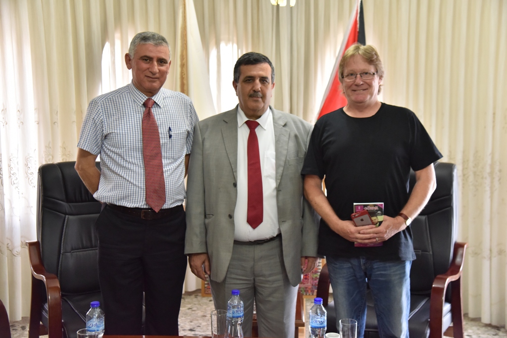 لقاء في بلدية بيت لحم للوقوف على ترتيبات الزينة الخاصة بشجرة عيد الميلاد المجيد وساحة المهد 