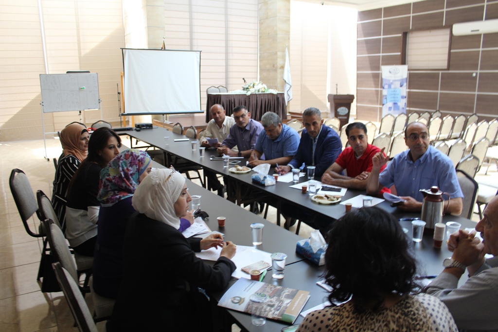 الإجتماع الأول لأعضاء الهيئة الإدارية لمجلس تنمية الإقتصاد المحلي لمحافظة بيت لحم LED