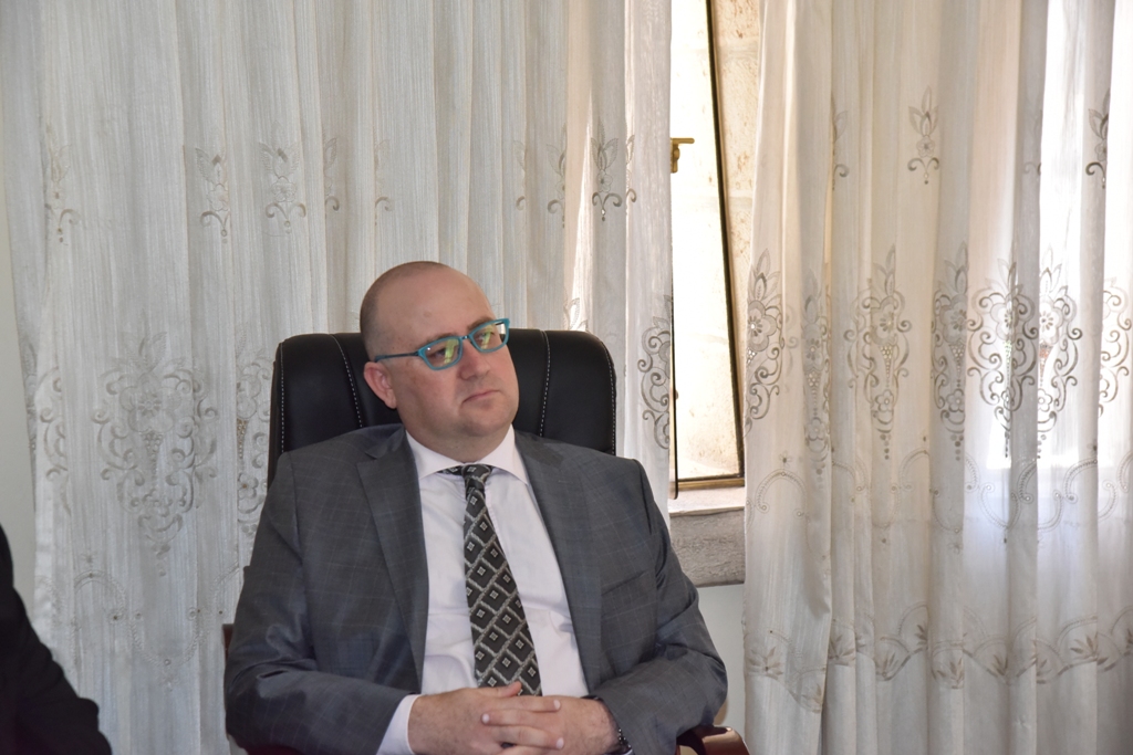 إجتماع في بلدية بيت لحم حول مغارة الميلاد الضخمة التي ستجلبها مالطا قريبا 