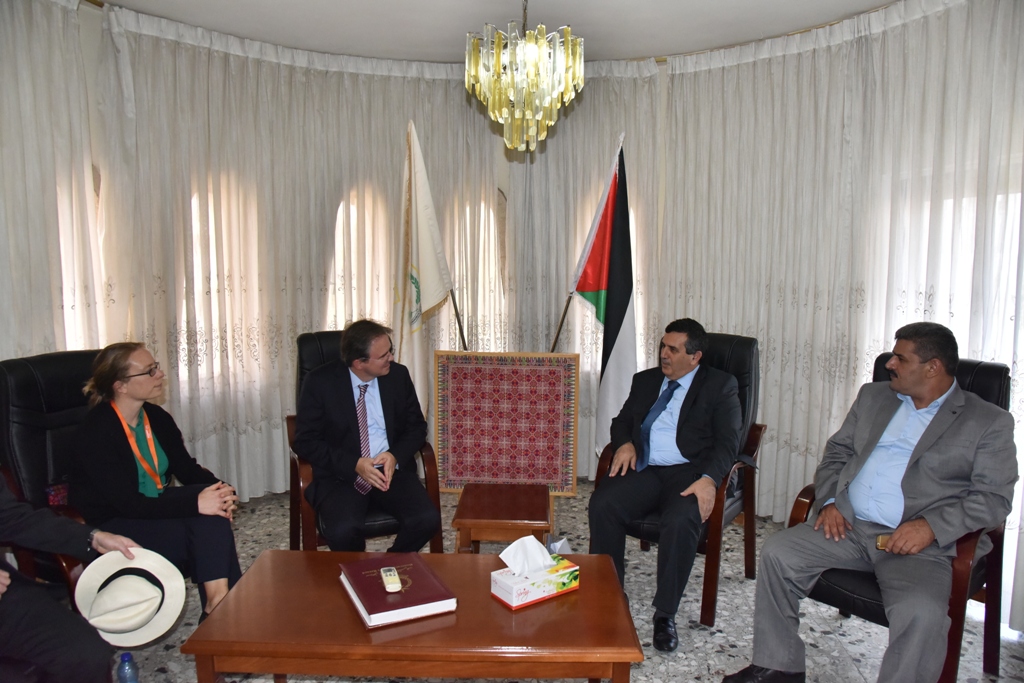 رئيس بلدية بيت لحم يلتقي وفدا ألمانيا ممثلا عن الوزارة الفدرالية للتعاون الإقتصادي والتنمية ومؤسسة Global Engagement