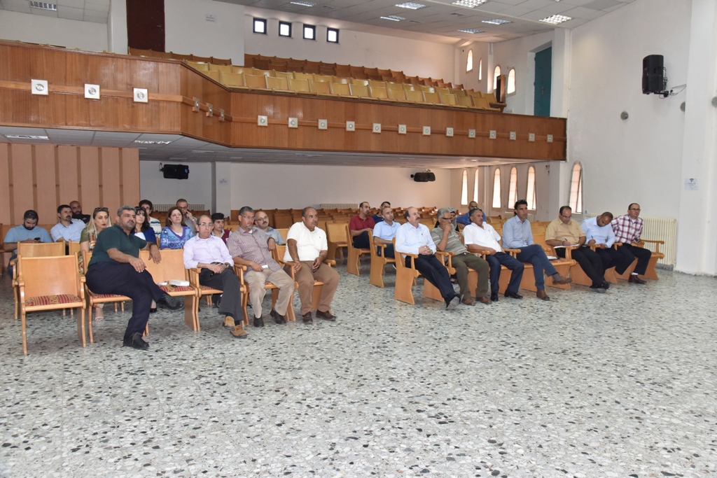 لجنة التخطيط الإستراتيجي تعقد ورشة عمل لجميع مدراء الدوائر ورؤساء الأقسام بهدف استعراض مراحل اعداد الخطة التنموية الإستراتيجية لمدينة بيت لحم 2018-2021