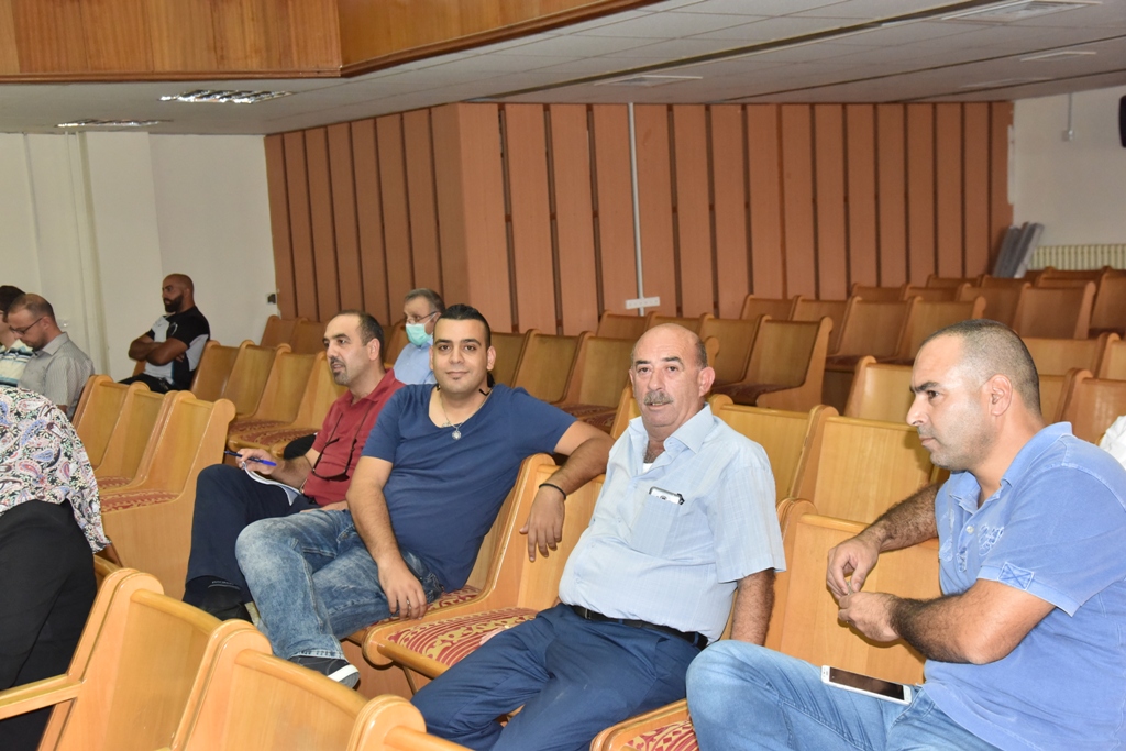 لجنة التخطيط الإستراتيجي تعقد ورشة عمل لجميع مدراء الدوائر ورؤساء الأقسام بهدف استعراض مراحل اعداد الخطة التنموية الإستراتيجية لمدينة بيت لحم 2018-2021