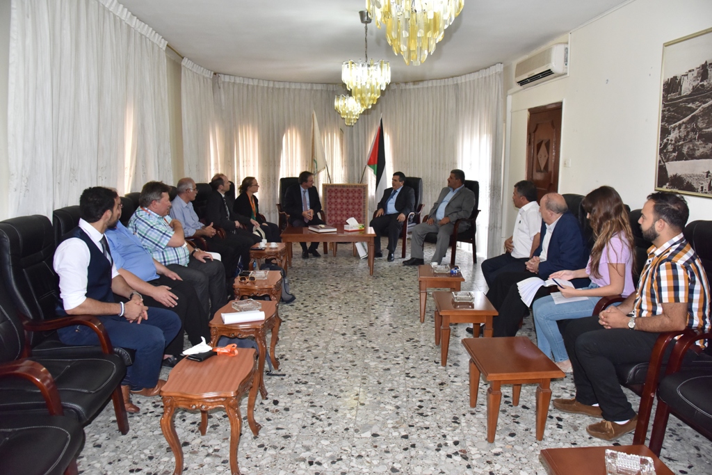 رئيس بلدية بيت لحم يلتقي وفدا ألمانيا ممثلا عن الوزارة الفدرالية للتعاون الإقتصادي والتنمية ومؤسسة Global Engagement