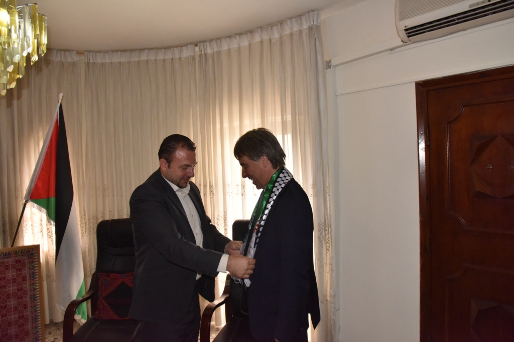 حنانيا يستقبل رئيس بلدية ينا ونائب رئيس بلدية كولون