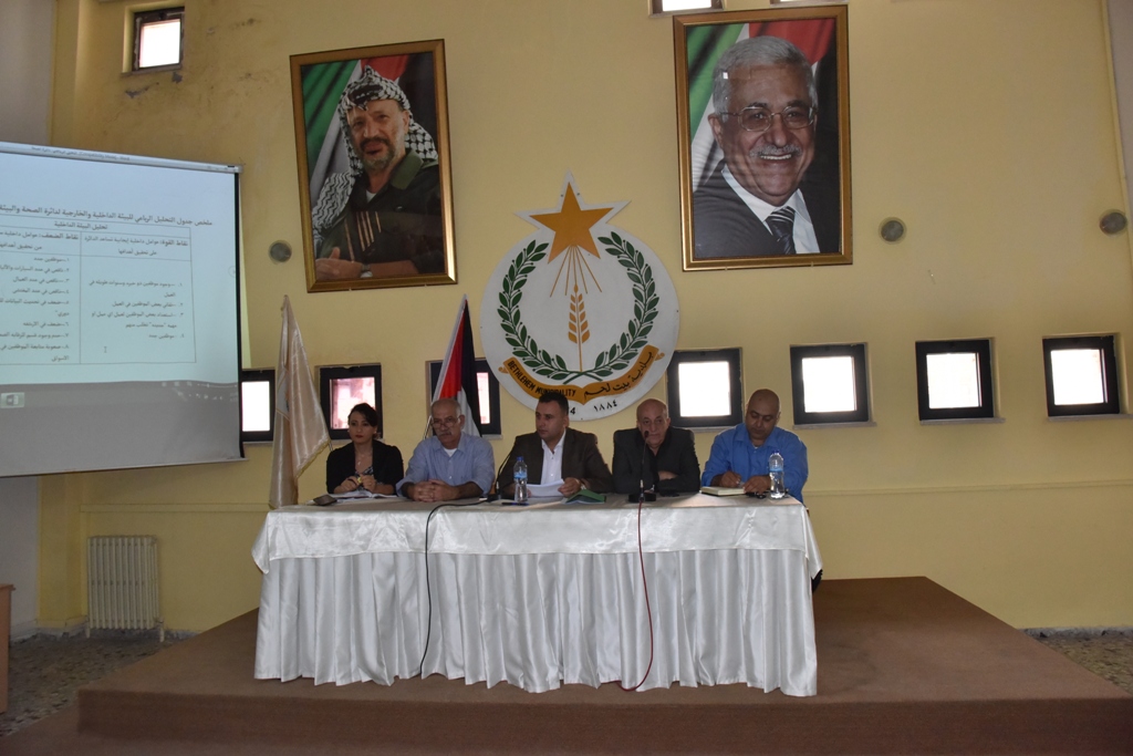  اجتماع أعضاء لجنة التخطيط الإستراتيجي مع دائرتي الصحة والهندسة 