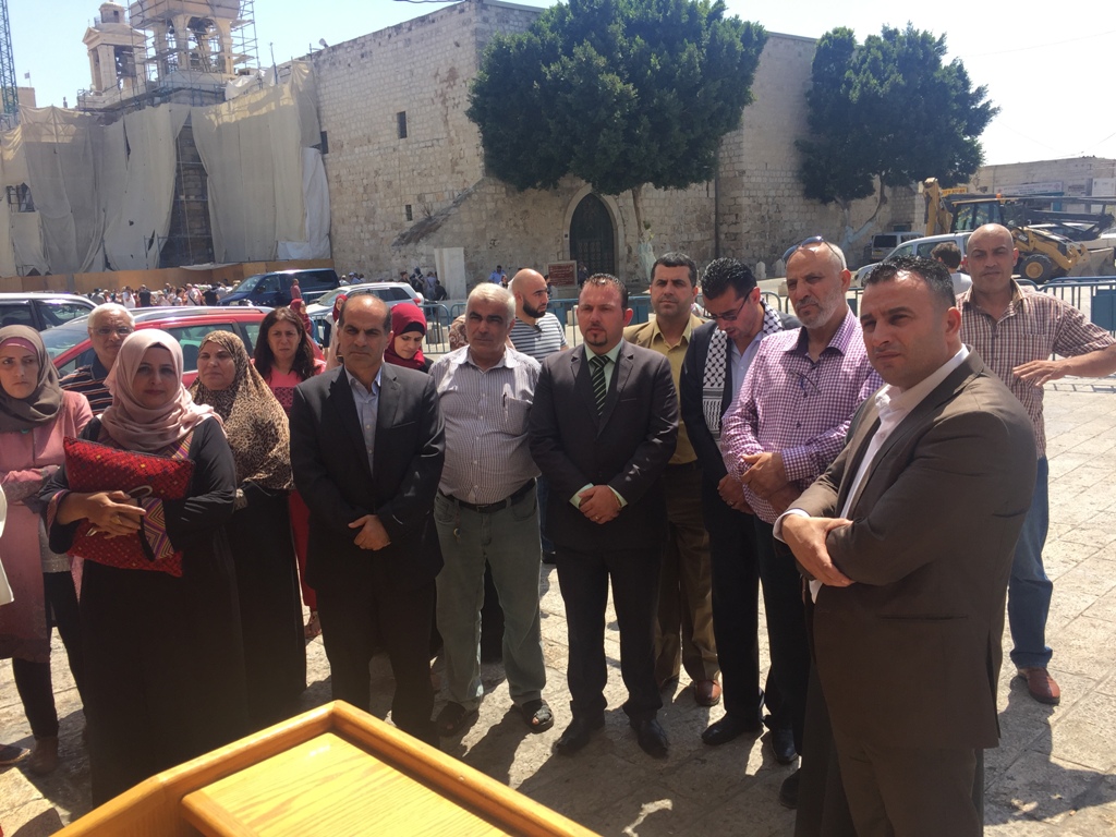 بالتعاون مع بلدية بيت لحم معرض للمنتجات التراثية الفلسطينية في مركز السلام