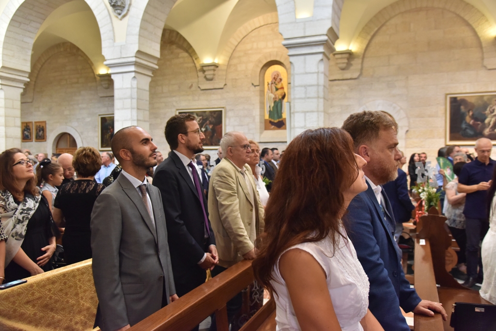 سلمان يمنح الاب فلتس مواطنة الشرف لمدينة بيت لحم في احتفال اليوبيل الفضي لرسامته الكهنوتية 