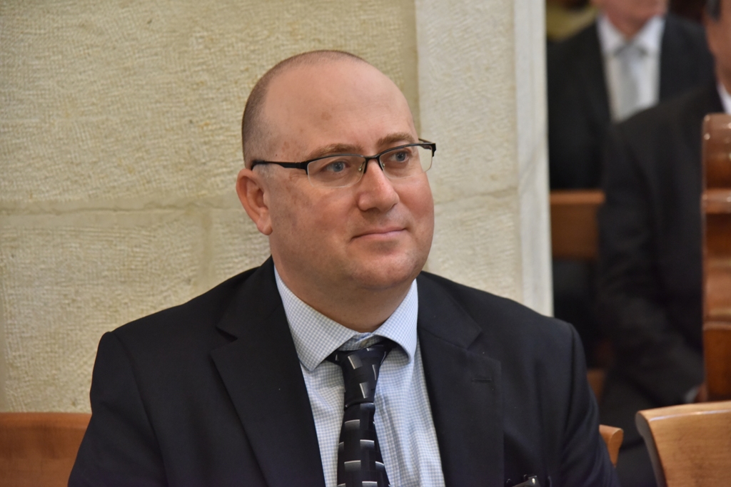 سلمان يمنح الاب فلتس مواطنة الشرف لمدينة بيت لحم في احتفال اليوبيل الفضي لرسامته الكهنوتية 