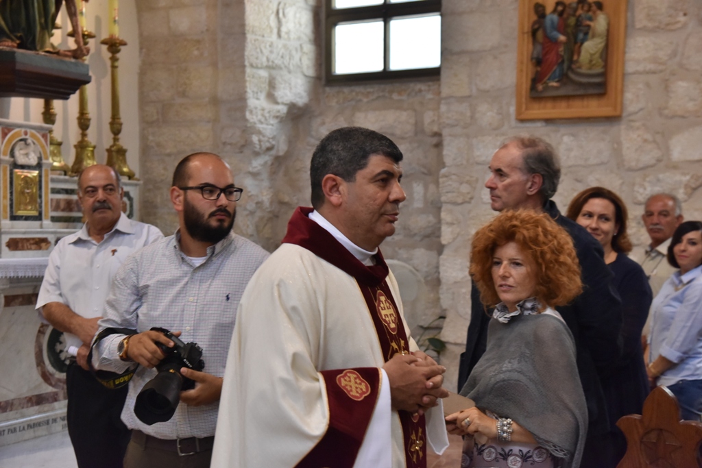 سلمان يمنح الاب فلتس مواطنة الشرف لمدينة بيت لحم في احتفال اليوبيل الفضي لرسامته الكهنوتية 