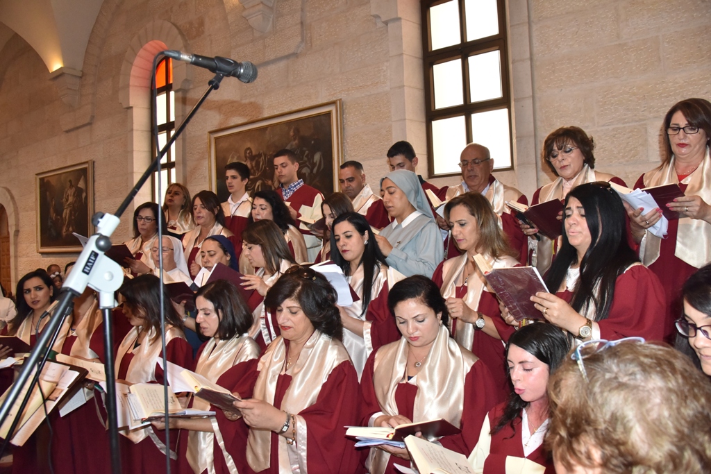 سلمان يمنح الاب فلتس مواطنة الشرف لمدينة بيت لحم في احتفال اليوبيل الفضي لرسامته الكهنوتية 