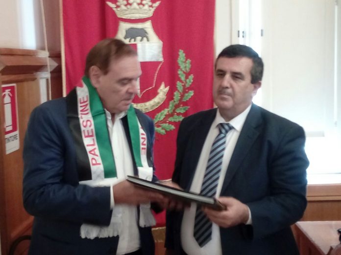 رئيس بلدية بيت لحم ومستشار حراسة الأراضي المقدسة في جولة في عدة مدن ايطالية 