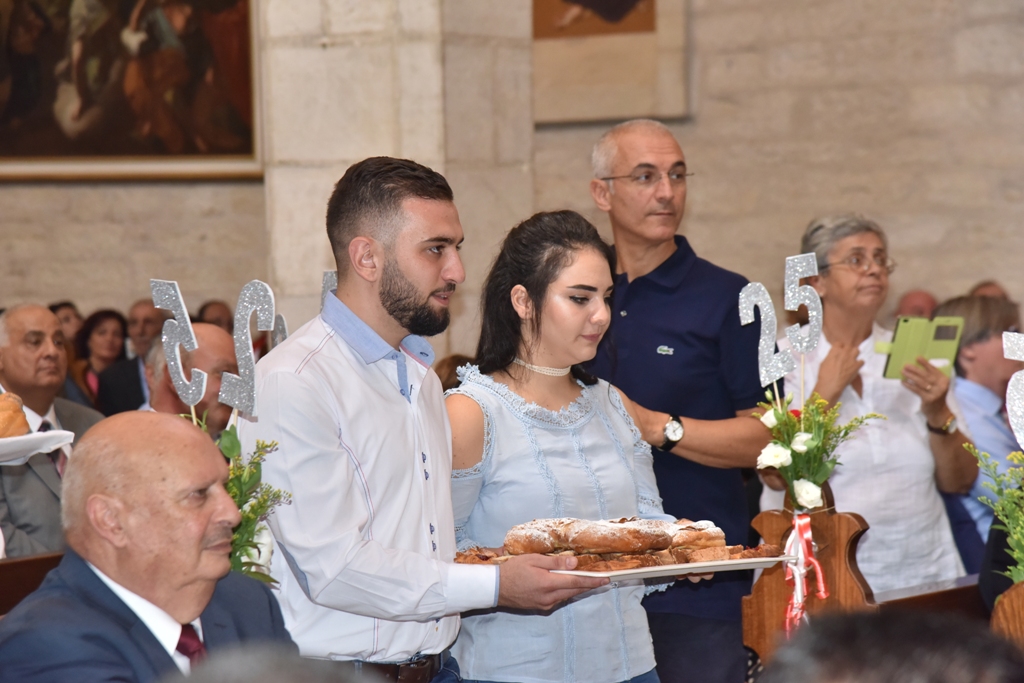 سلمان يمنح الاب فلتس مواطنة الشرف لمدينة بيت لحم في احتفال اليوبيل الفضي لرسامته الكهنوتية 