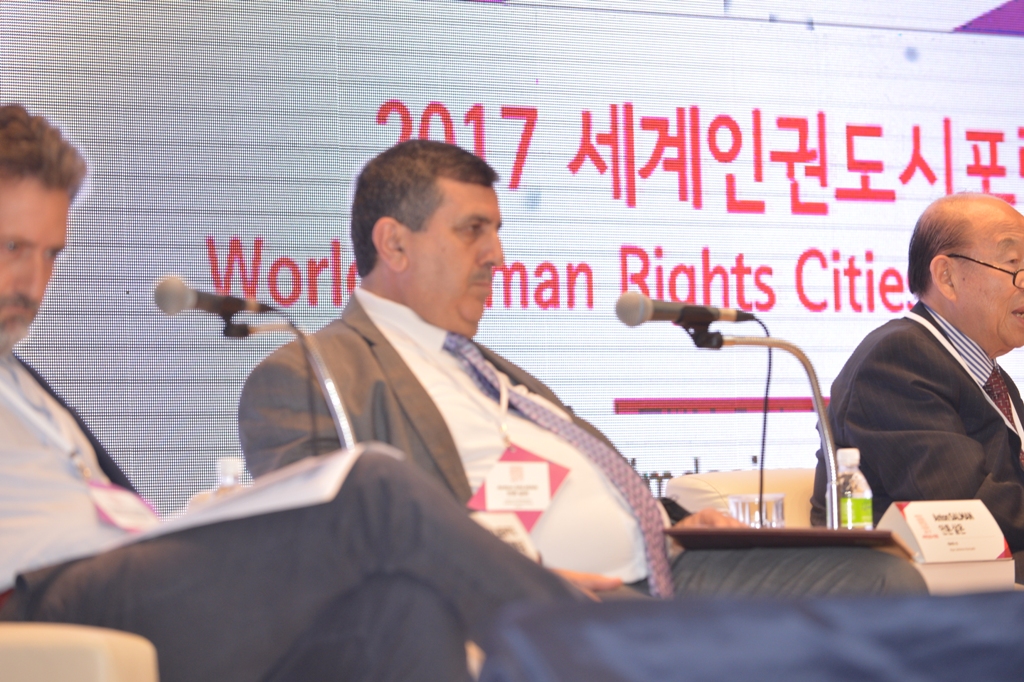 سلمان يشارك في المنتدى العالمي لمدن حقوق الإنسان في كوريا الجنوبية وينقل تحديات بيت لحم