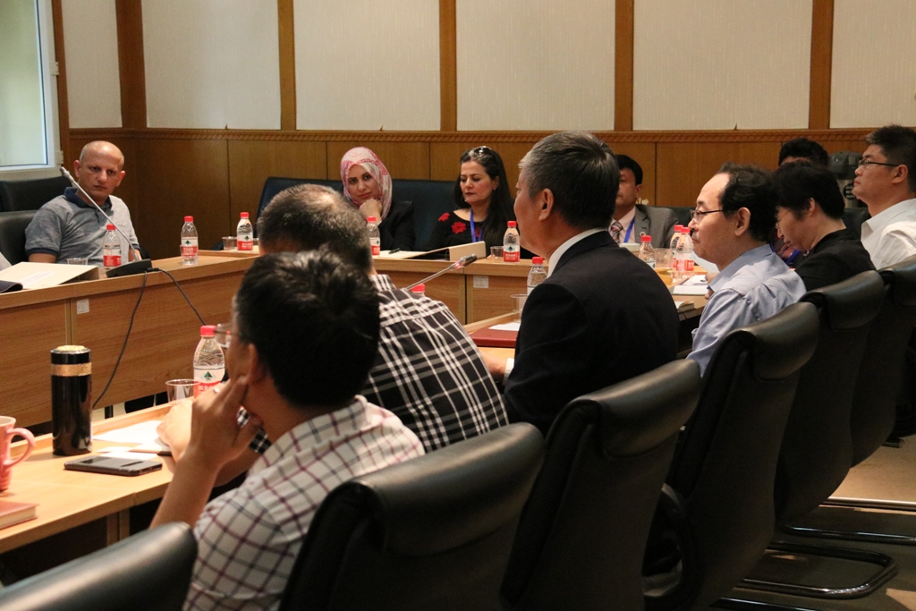 عضو مجلس بلدية بيت لحم شيرين موج تشارك في مؤتمر في الصين حول التعاون والحوكمة 