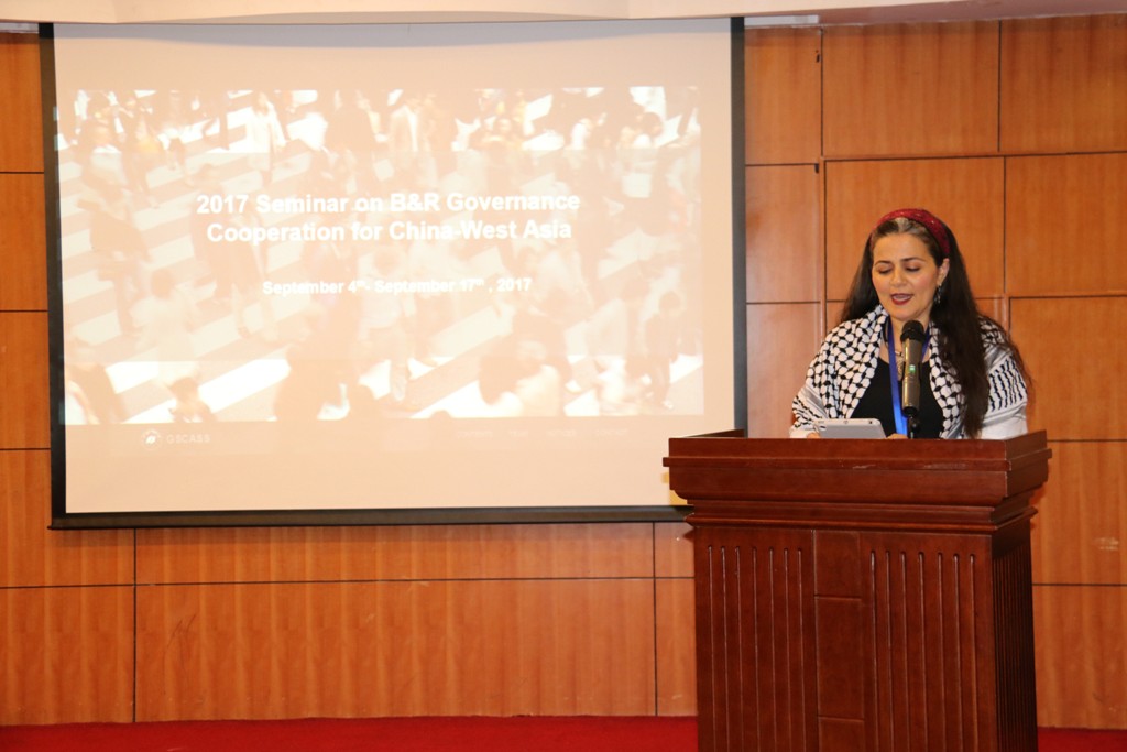 عضو مجلس بلدية بيت لحم شيرين موج تشارك في مؤتمر في الصين حول التعاون والحوكمة 