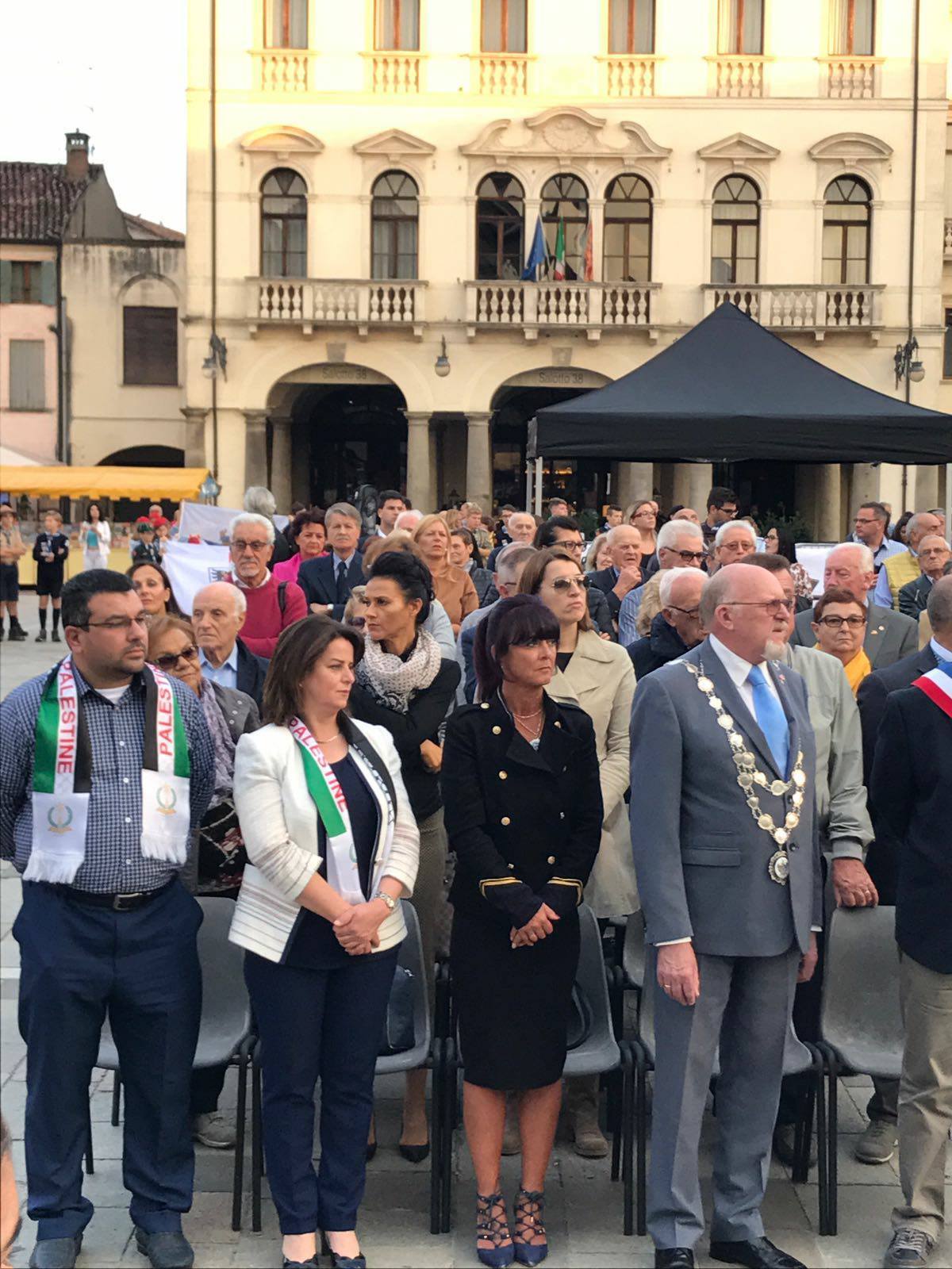 بلدية بيت لحم تشارك في احتفالية البلديات المتوأمة مع بلدية استه الإيطالية