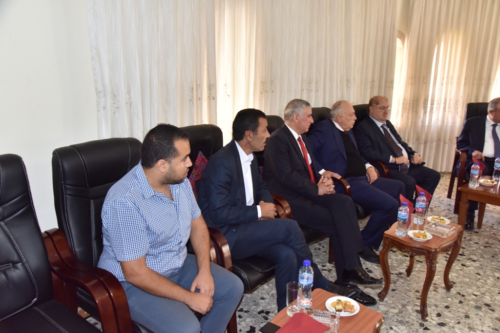 وفد من شركة إتحاد المقاولين يلتقي برئيس بلدية بيت لحم 