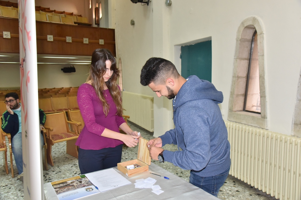 جوان حزبون رئيساً للمجلس المحلي الشبابي في مدينة بيت لحم وداود نصار نائبا له 