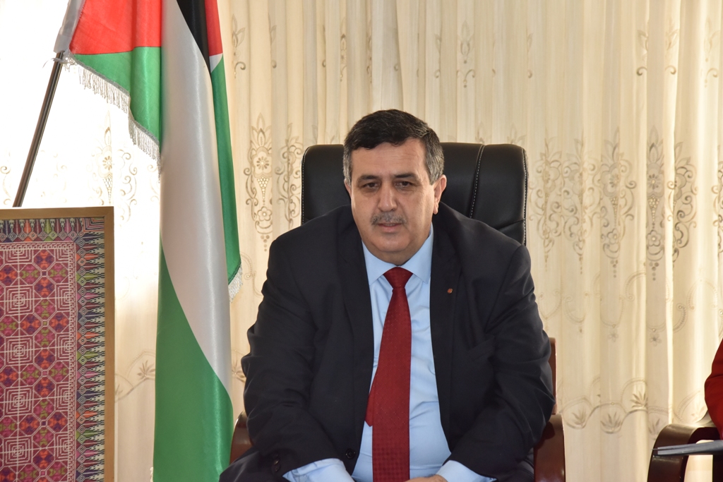 سلمان يستقبل مدير قطاع الديموقراطية والحوكمة في تيترا تيك ويعرض عليه التحديات التي تواجه البلدية 