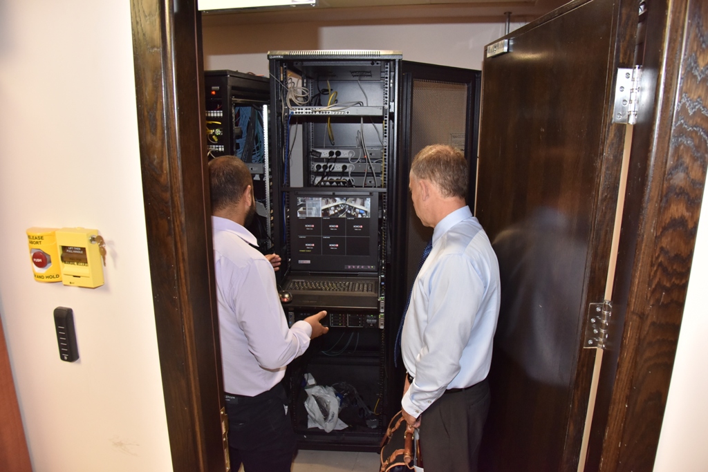 سلمان يستقبل مدير قطاع الديموقراطية والحوكمة في تيترا تيك ويعرض عليه التحديات التي تواجه البلدية 