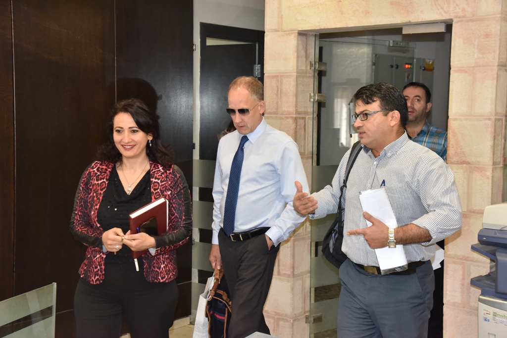 سلمان يستقبل مدير قطاع الديموقراطية والحوكمة في تيترا تيك ويعرض عليه التحديات التي تواجه البلدية 