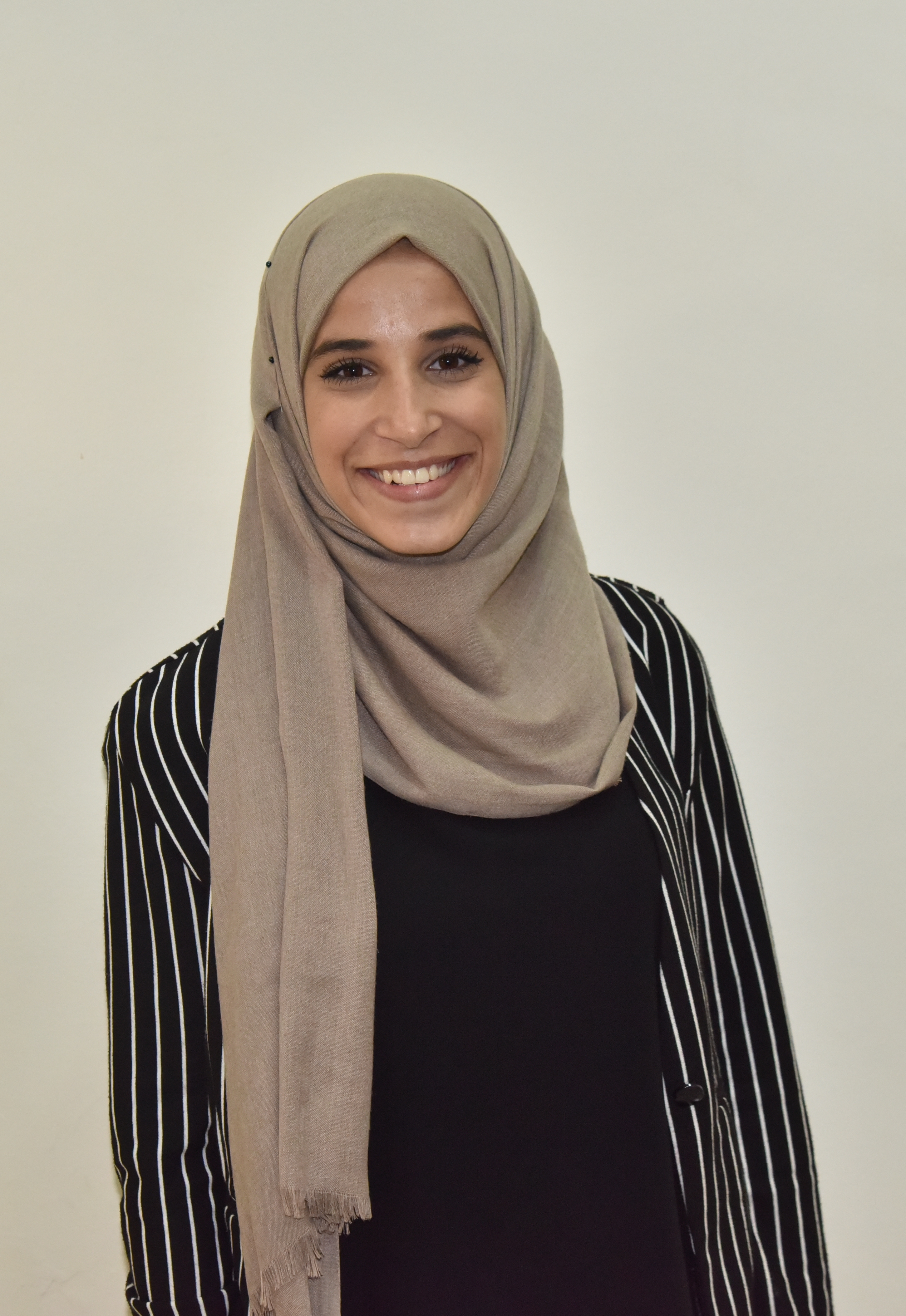 نداء الخطيب - أمين الصندوق 