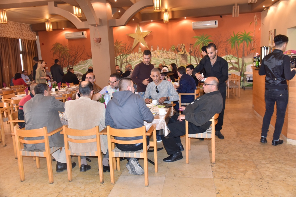 مهرجان قطف الزيتون السابع عشر ينطلق من ساحة المهد