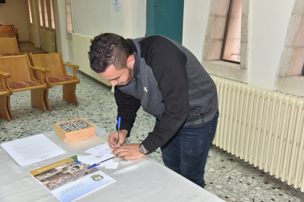 جوان حزبون رئيساً للمجلس المحلي الشبابي في مدينة بيت لحم وداود نصار نائبا له