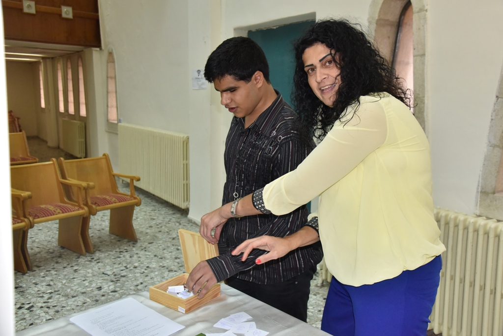 جوان حزبون رئيساً للمجلس المحلي الشبابي في مدينة بيت لحم وداود نصار نائبا له