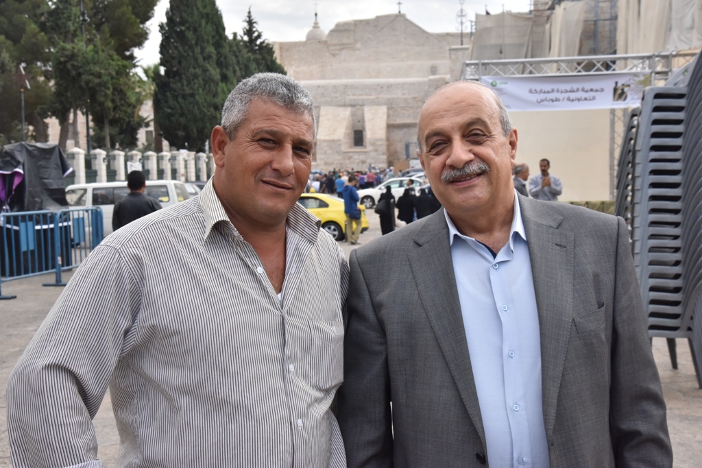 مهرجان قطف الزيتون السابع عشر ينطلق من ساحة المهد