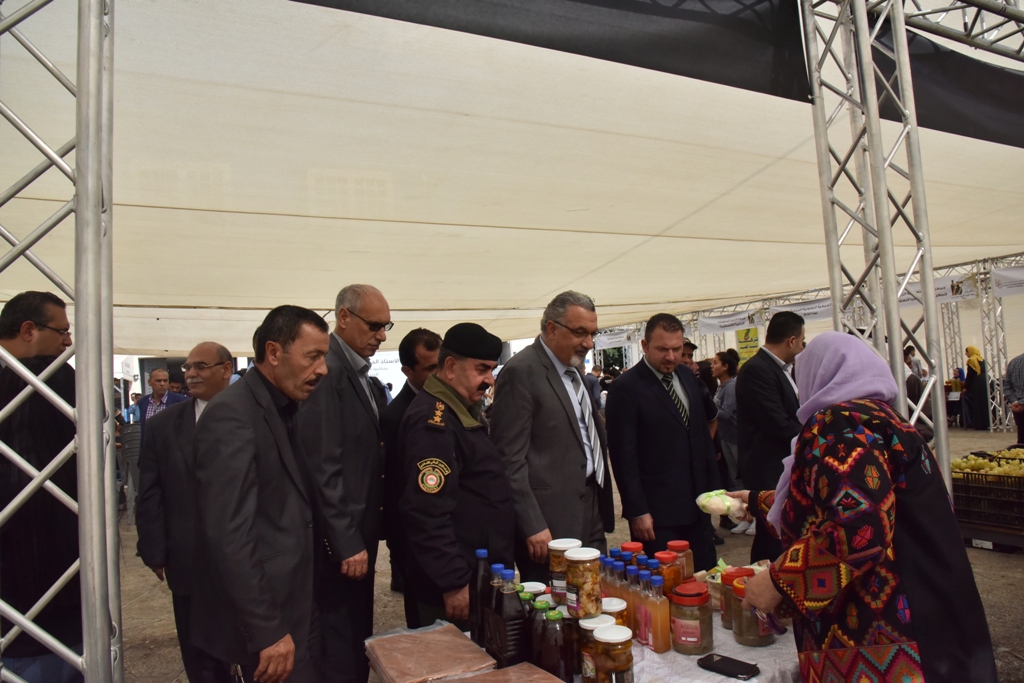 مهرجان قطف الزيتون السابع عشر ينطلق من ساحة المهد