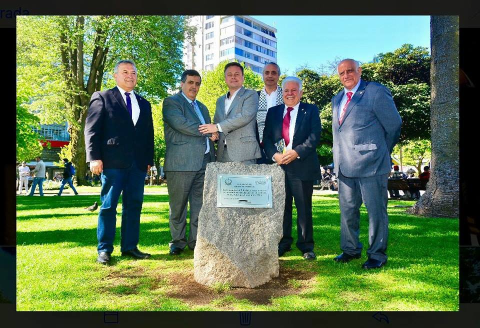 في جولته بجمهورية تشيلي سلمان يشارك في مؤتمر تقاليد ويوقع على اتفاقية توأمة مع لاس كونديس