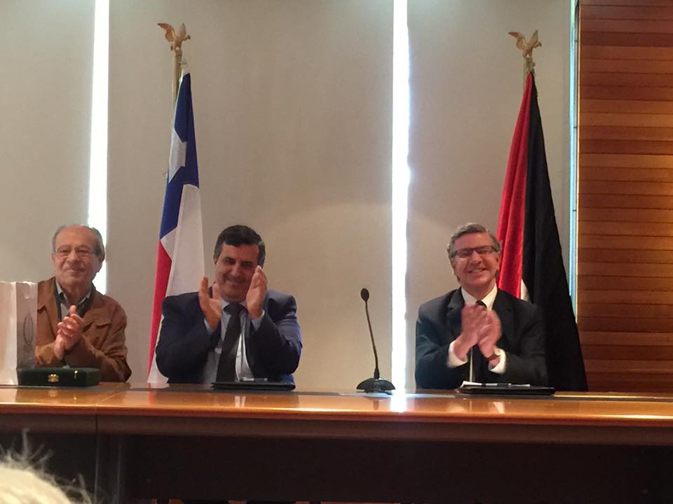 في جولته بجمهورية تشيلي سلمان يشارك في مؤتمر تقاليد ويوقع على اتفاقية توأمة مع لاس كونديس