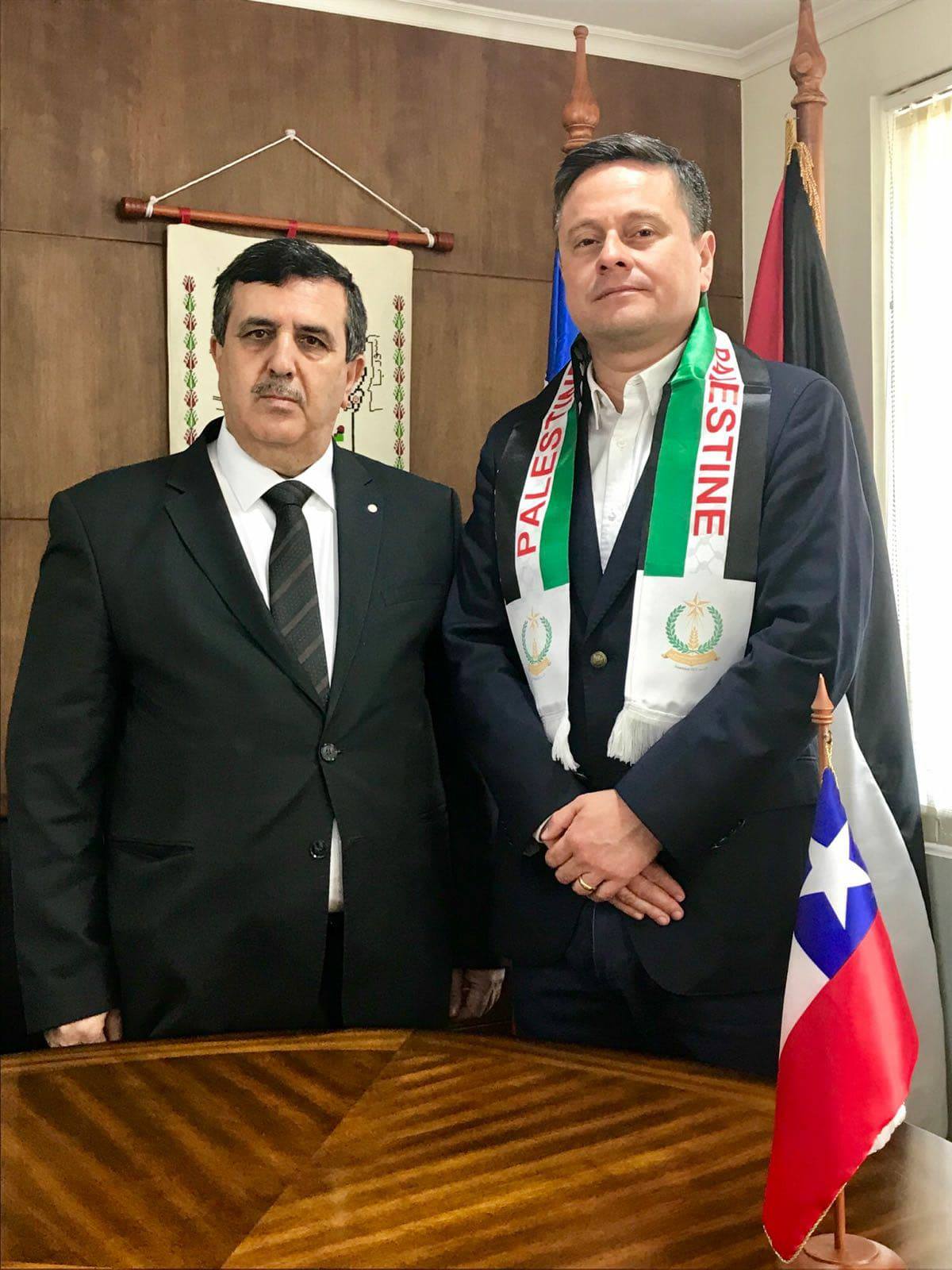 في جولته بجمهورية تشيلي سلمان يشارك في مؤتمر تقاليد ويوقع على اتفاقية توأمة مع لاس كونديس