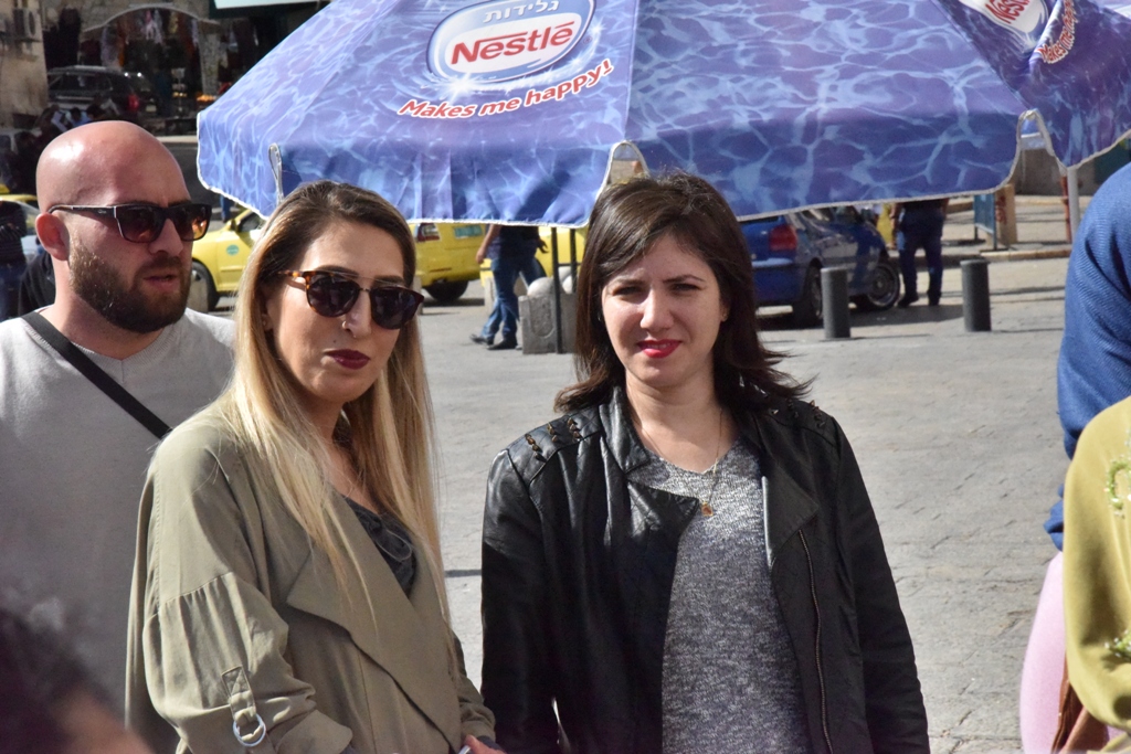 سلمان يشارك في معرض " ع الرصيف " لرسومات الأشخاص ذوي الإعاقة الذهنية  