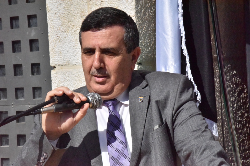 سلمان يشارك في معرض " ع الرصيف " لرسومات الأشخاص ذوي الإعاقة الذهنية  