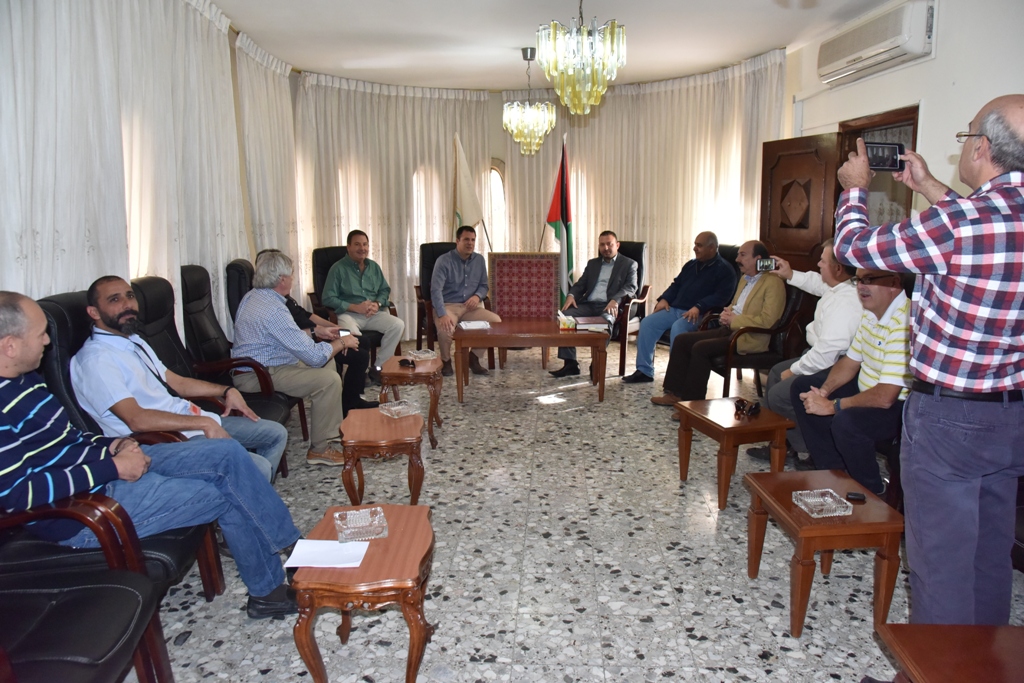 نائب رئيس بلدية بيت لحم يستقبل رئيس بلدية ويست سبرينغفيلد الأمريكية 