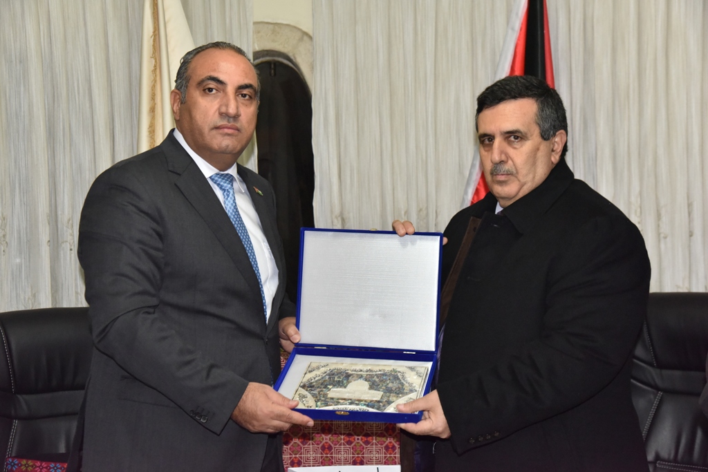 رئيس وأعضاء مجلس بلدية بيت لحم يستقبلون أمين أمانة عمان الكبرى