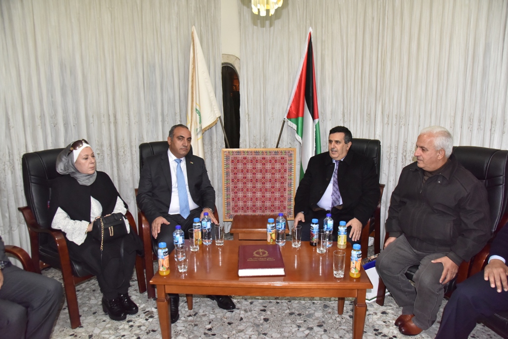 رئيس وأعضاء مجلس بلدية بيت لحم يستقبلون أمين أمانة عمان الكبرى